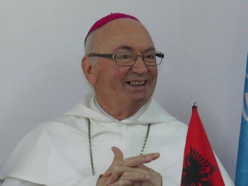 Pashkët Katolike, Imzot George Frendo: Mos të lejojmë që virusi të kufizojë jetën tonë, Shqipëria ka nevojë për të rinjtë, mos u largoni