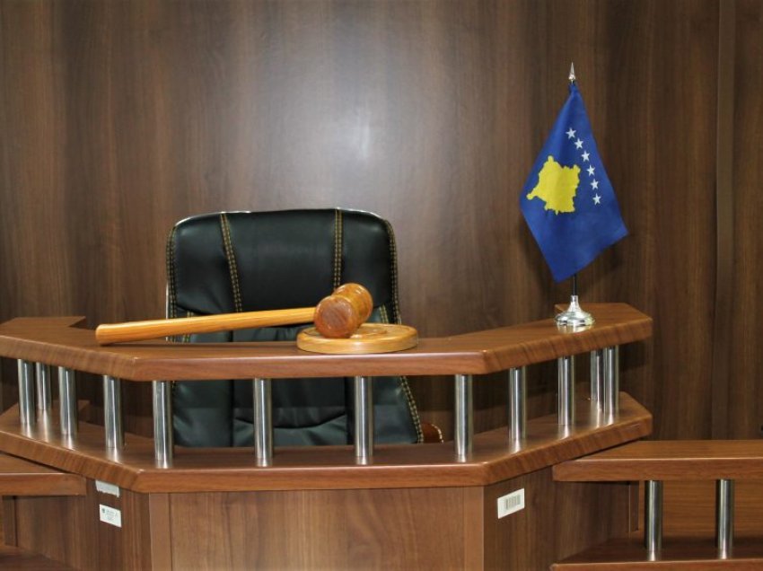 Përsëri dështon gjykimi për korrupsion ndaj zyrtarëve të Komunës së Drenasit