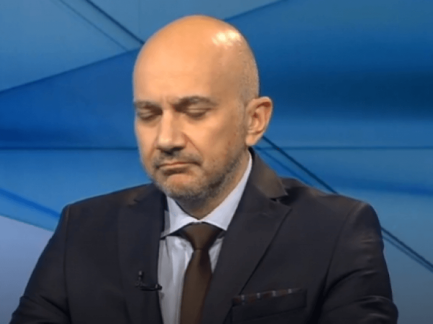 Mehmedoviq: Nëse duam rezultate efektive na duhet mbyllje e plotë për 5 ose 7 javë