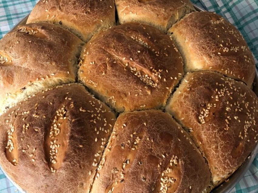 Receta e saktë e bukës me fara, mund ta përgatisni lehtësisht në shtëpi