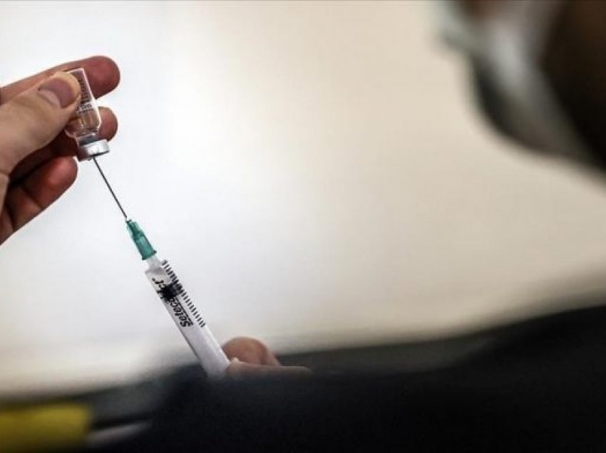 AstraZeneca: Vonesë e përkohshme në furnizimin me vaksina në BE