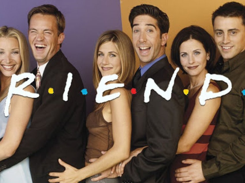 Xhirimet e episodit special të “Friends” përfundojnë, fotot e prapaskenës bëjnë xhiron e rrjetit