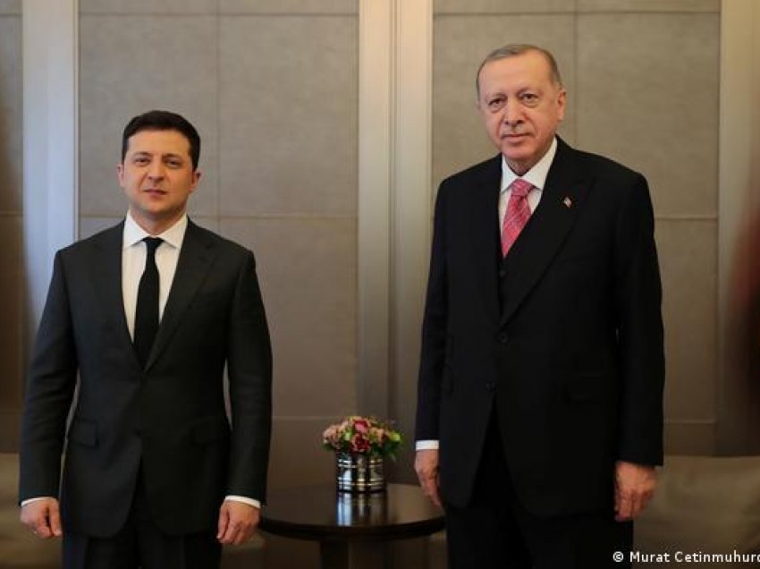 Turqia mbështet integritetin e Ukrainës