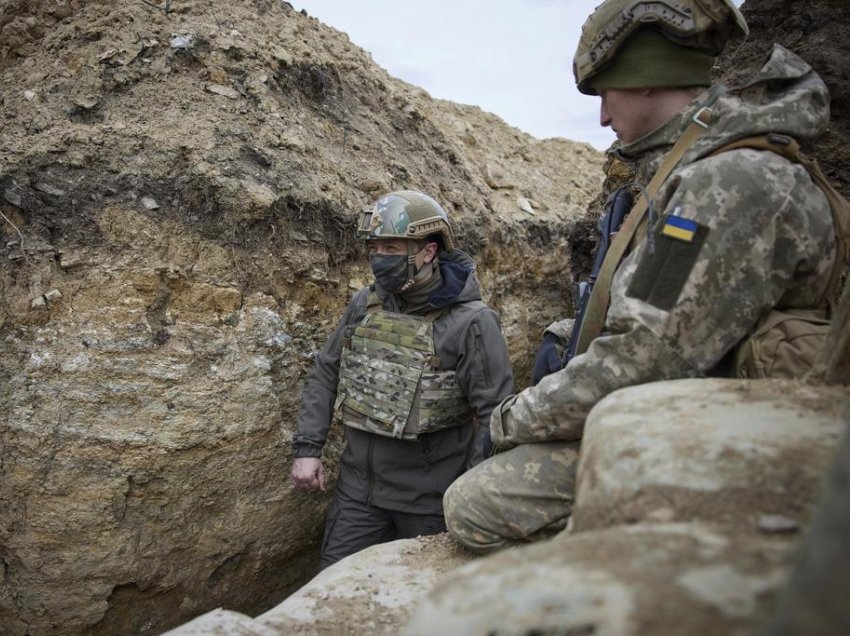 Vazhdon shkallëzimi i tensioneve në kufirin Rusi-Ukrainë