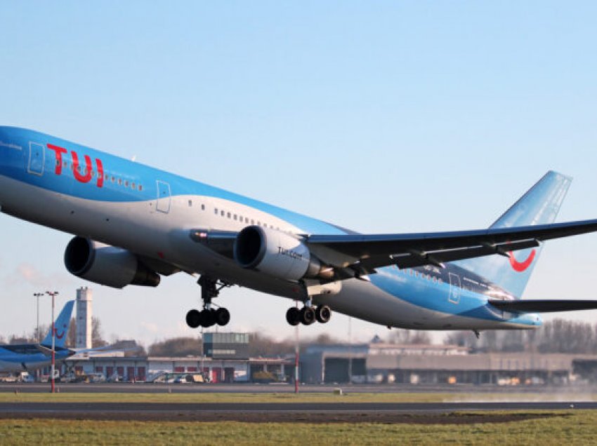 Gabimi në softuer rrezikoi sigurinë e pasagjerëve që fluturuan me Boeing 737