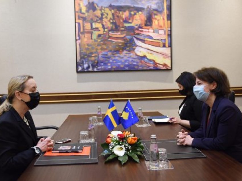 Gërvalla takohet me ambasadoren e Suedisë, flasin për rrugën e Kosovës drejt BE-së