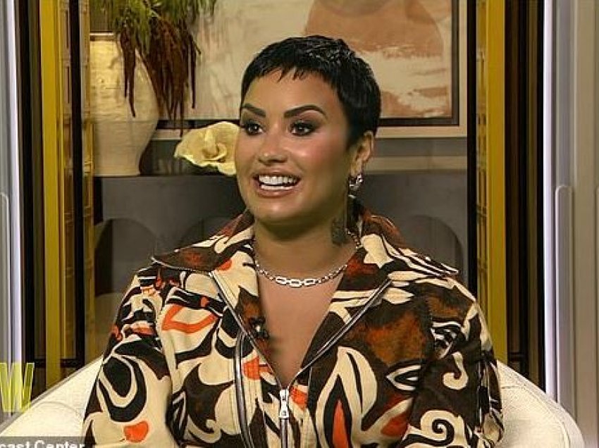 Demi Lovato u ndje e ‘çliruar’ kur preu flokët shkurt