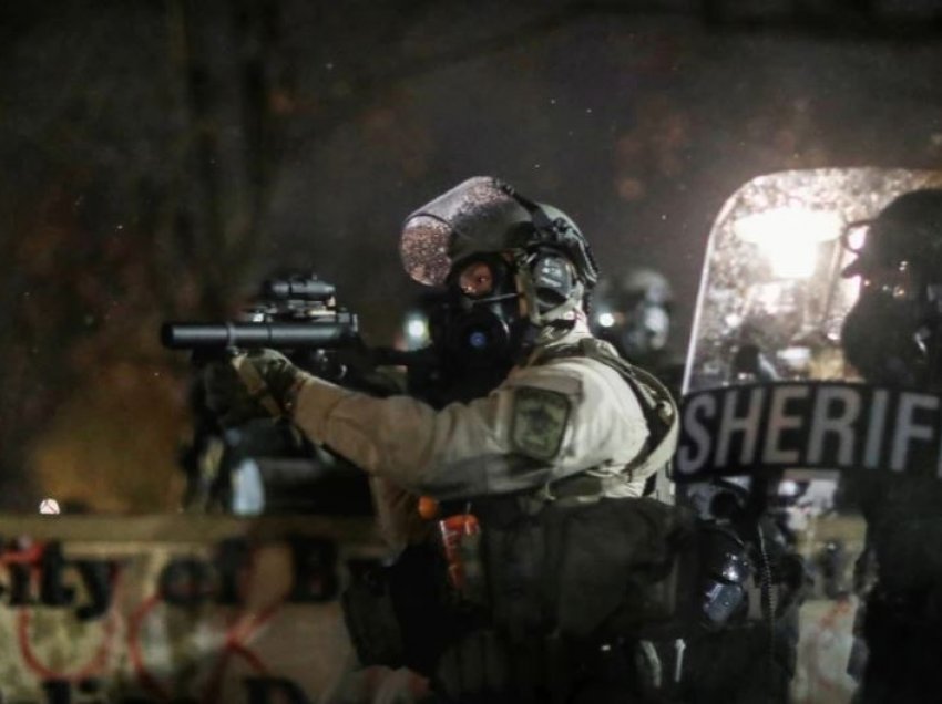 Incidenti në Minesota, pritet ngritja e akuzave ndërsa protestat vazhdojnë