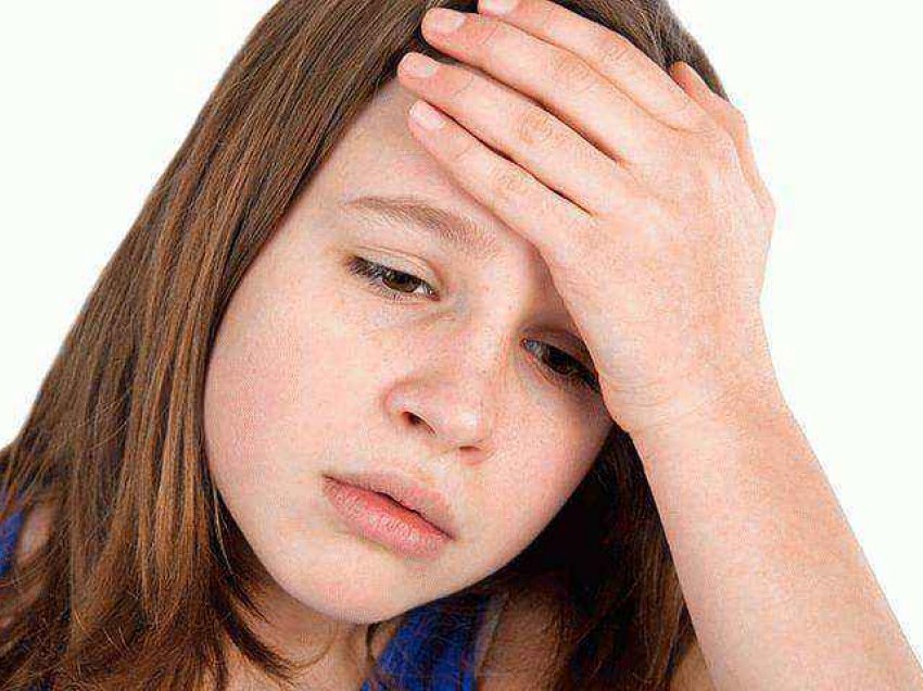 A duhet të shqetësoheni nëse fëmija juaj ka një dhimbje koke?