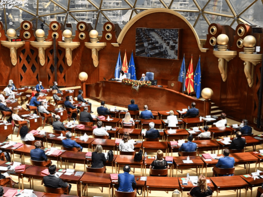 Me tërheqjen e amendamenteve, zhbllokohet Kuvendi i Maqedonisë