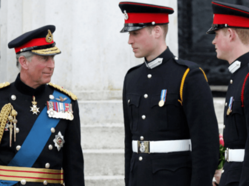 Anëtarët e familjes mbretërore nuk do të veshin uniforma ushtarake në varrimin e princit