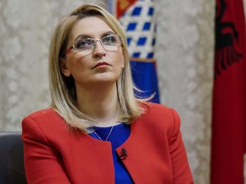 Ademi akuzon ministrinë e turizmit/ Kryebashkiakja e Shkodrës: Po fusin në sherr për plazhet