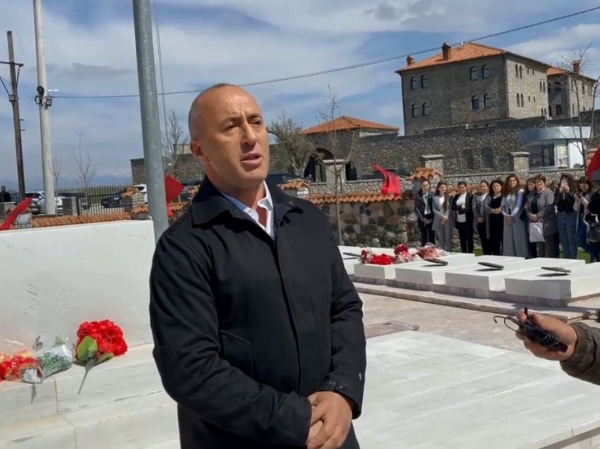 Fjalimi i Haradinajt: Në ditën e varrimit të Enverit i kemi falë vrasësit, sepse nuk deshëm vëllavrasje