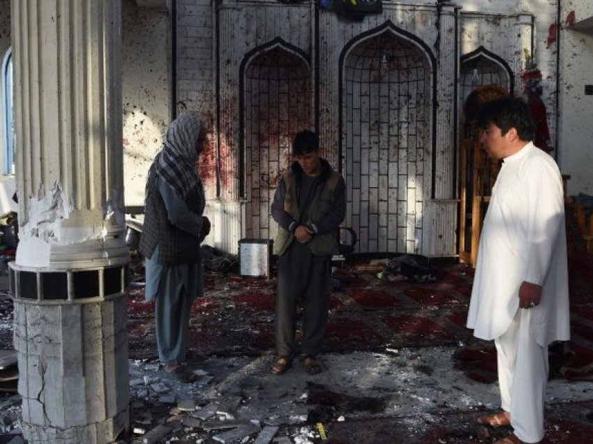 Vriten tetë anëtarë të një familje në një xhami në Afganistan