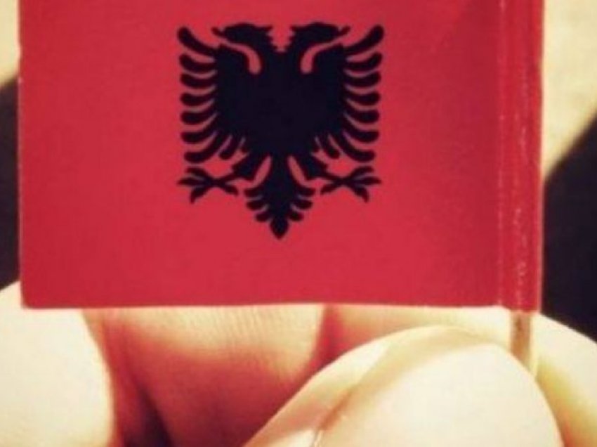 Gjërat tipike që bën çdo shqiptar, do shkriheni së qeshuri kur të kuptoni se dhe ju i bëni