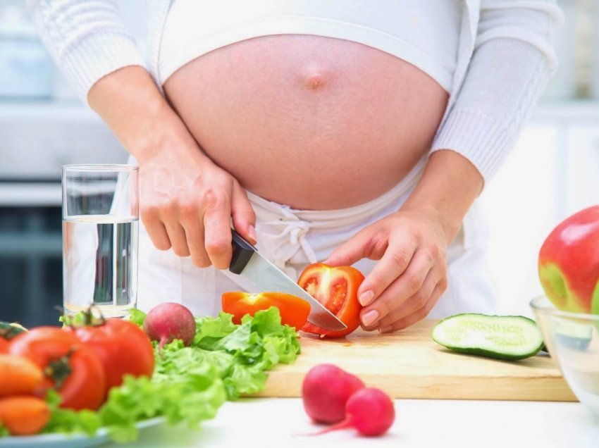 A mund të hamë domate gjatë shtatzënisë?