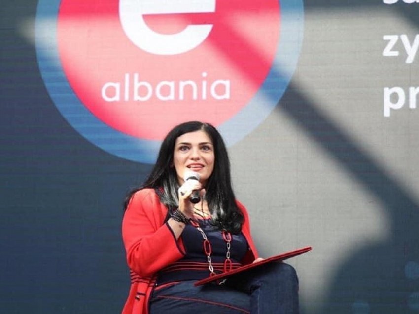 Debati për të dhënat personale/ Reagon drejtoresha e AKSHI-t:Asnjë e dhënë nuk ruhet dot në e-Albania! Të mos përhapet panik!