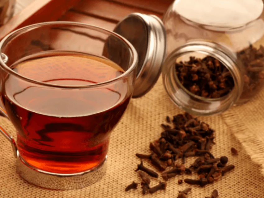 Dy përfitime shëndetësore nga pirja e çajit të karafilit