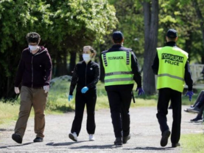 Maqedoni, 24 persona shkelën orën policore, 470 gjoba për mosmbajtje të maskës
