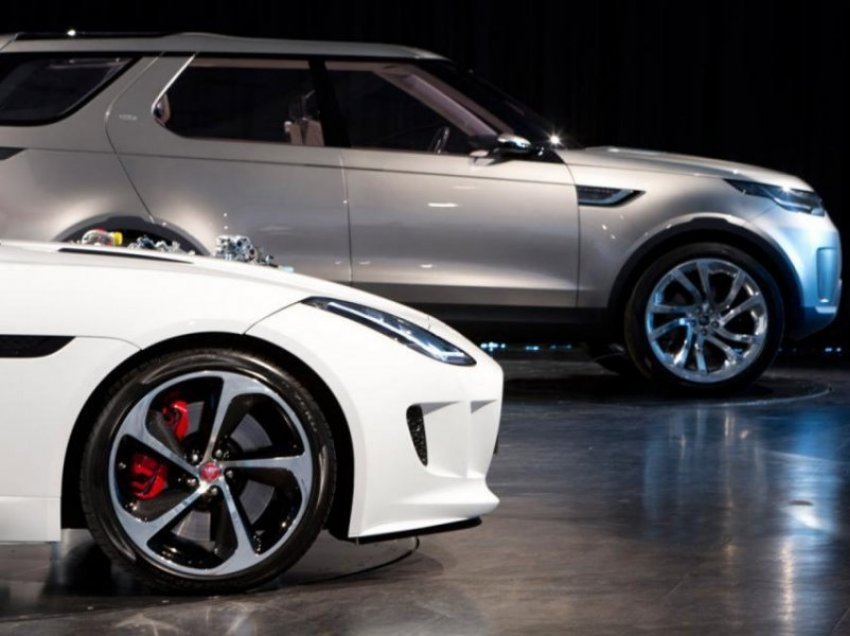 Jaguar Land Rover pezullon prodhimin e veturave