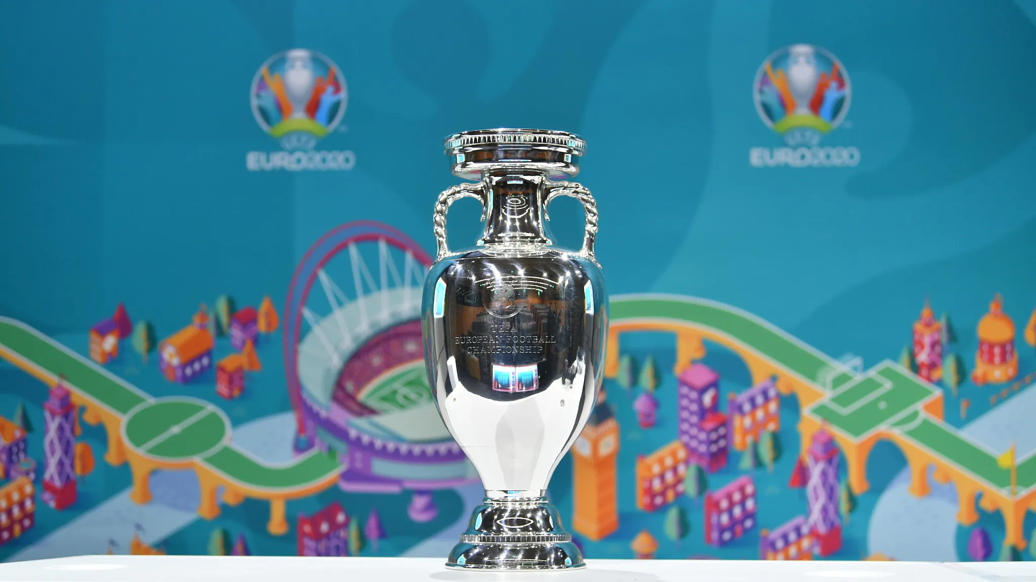 KE i UEFA-s konfirmon Munihun dhe ndryshon dy nga vendet pritëse