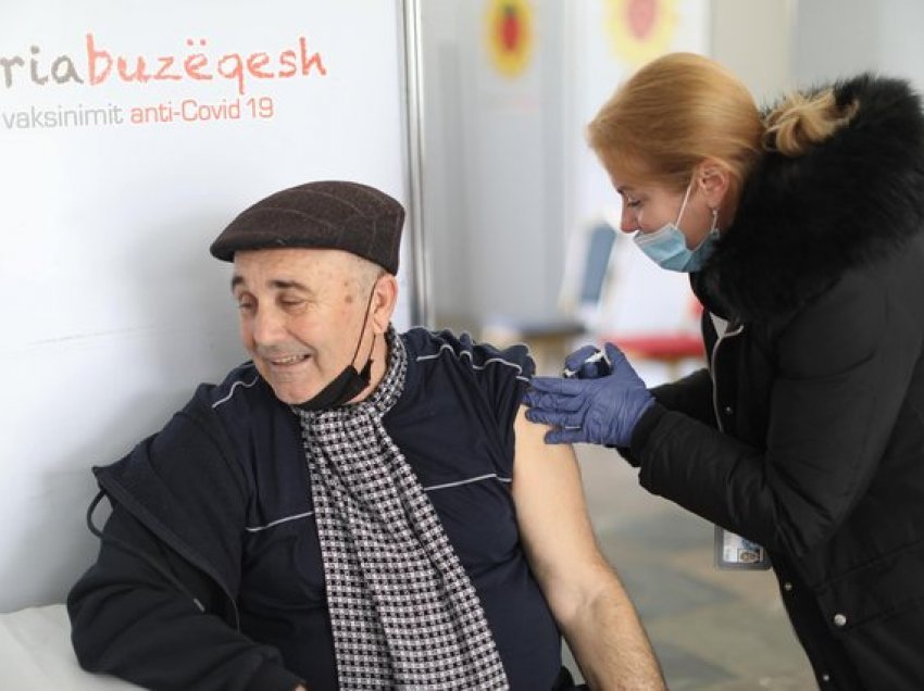 Ministrja e Shëndetësisë jep lajmin e mirë: Sot mbërrijnë 8190 doza të vaksinës Pfizer