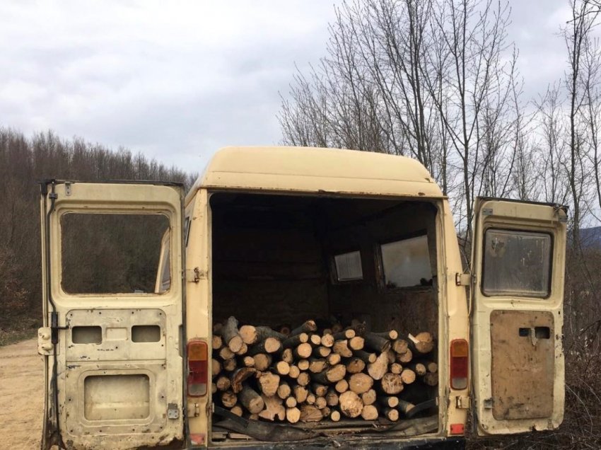 Konfiskohen 41 metra drunj në Ferizaj