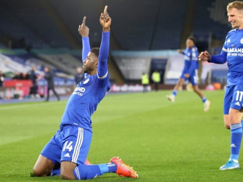 Me fitoren ndaj Crystal Palace, Leicesteri forcon pozitën e tretë