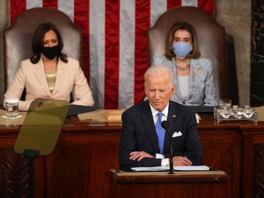 Presidenti Biden prezanton përparësitë e administratës së tij në fjalimin në Kongres