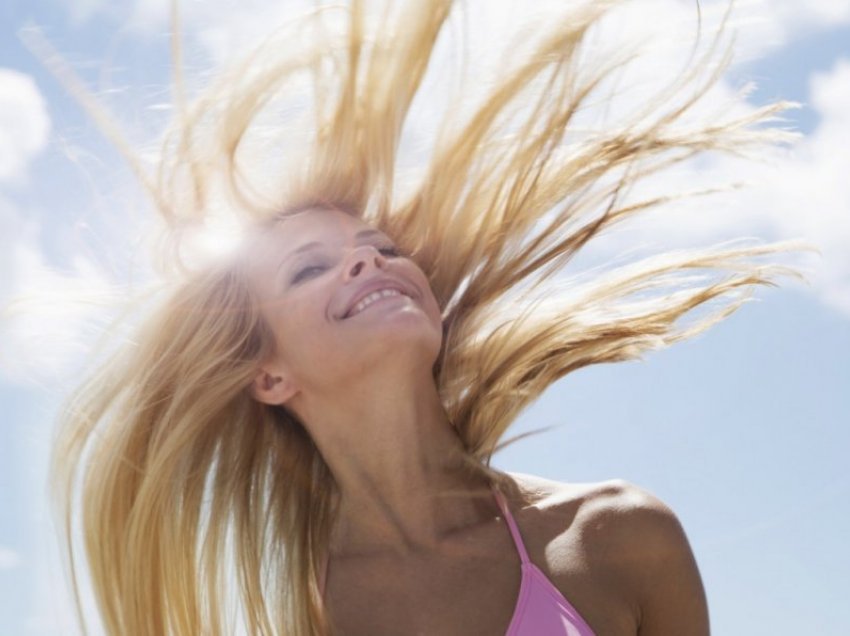 Ja si t’i mbroni flokët nga dielli
