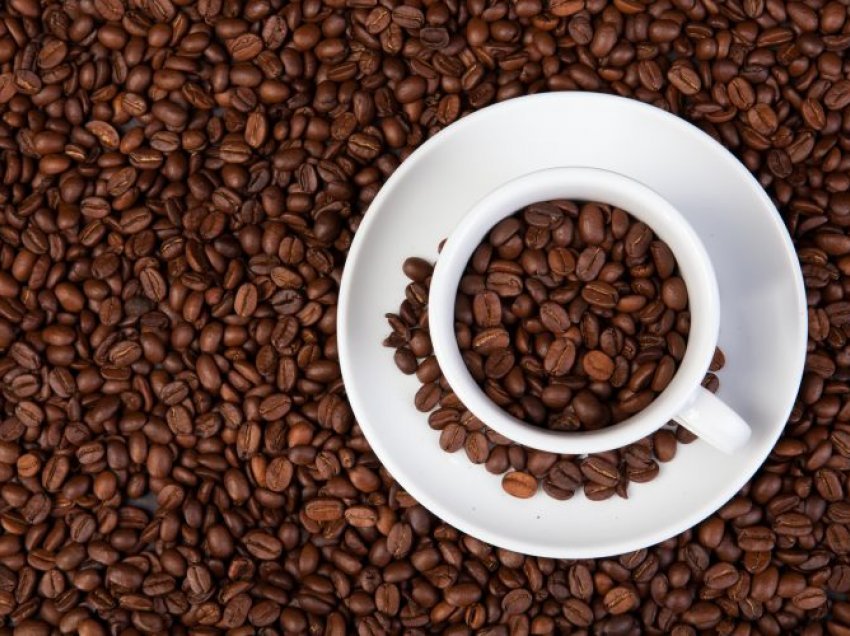13 benefitet e kafesë