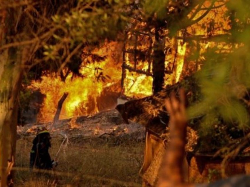 Raportohet për 16 të lënduar nga zjarret në Greqi
