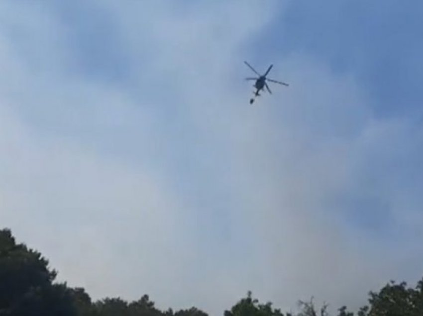 Helikopterë të Armatës në Maqedoni e shuajnë zjarrin në Pasjak