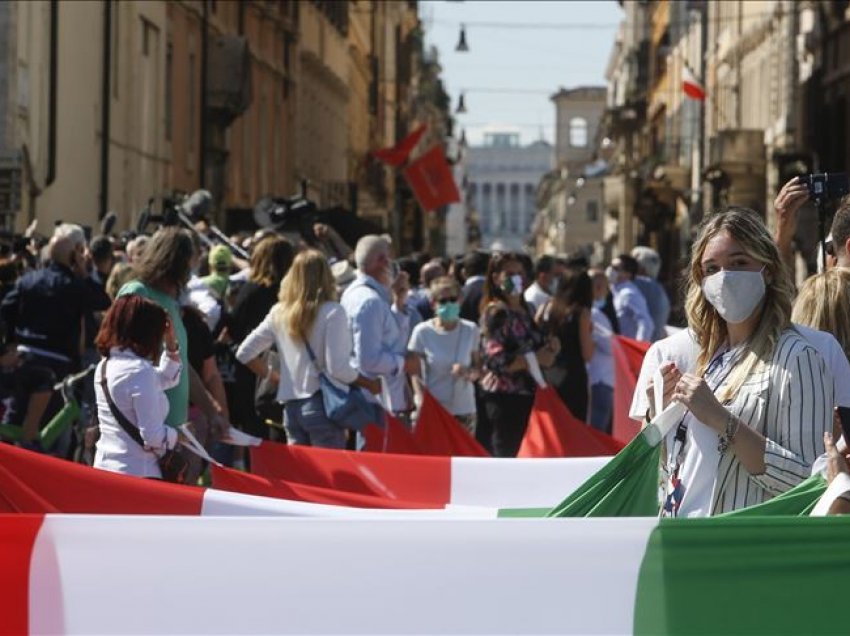 Italia regjistroi 7,230 të infektuar