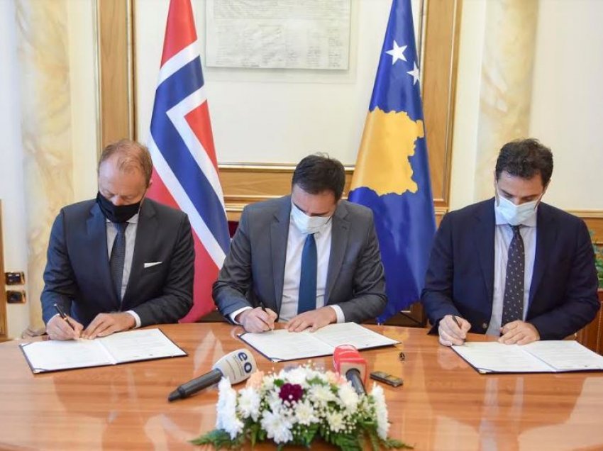 Konjufca dhe ambasadori norvegjez nënshkruan Memorandum Mirëkuptimi