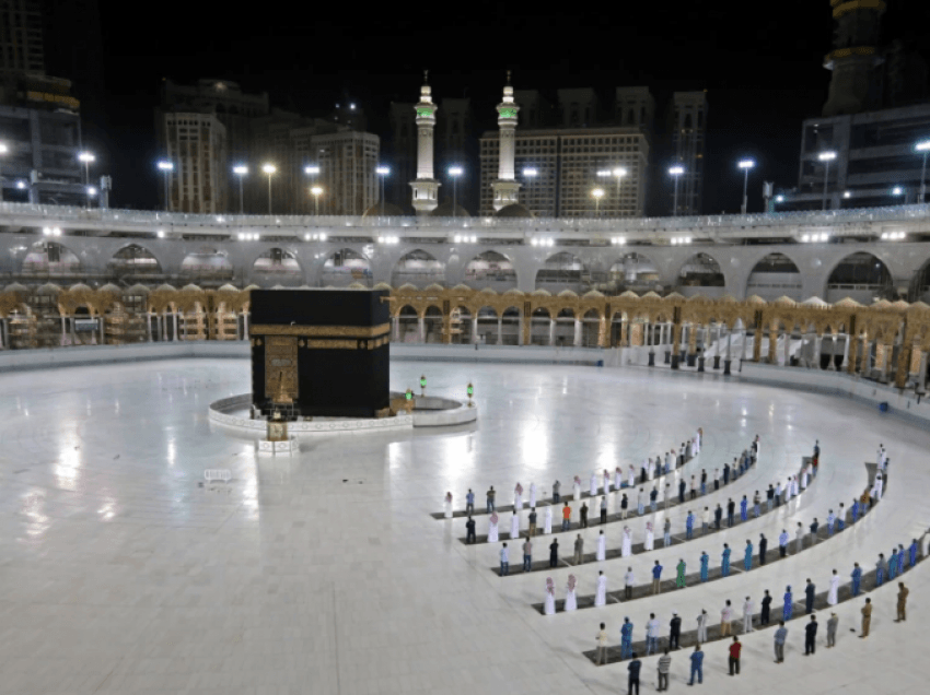 A.Saudite do të lejojë të huajt të bëjnë pelegrinazh