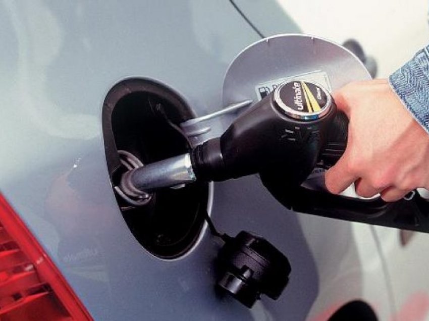Rritet edhe çmimi i karburanteve/ Nafta shkon 177 lekë litri. Benzina, 179 lekë litri 