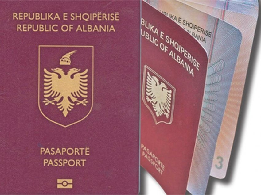 Ja si mund të udhëtoni nga Italia në Shqipëri nëse ju ka skaduar pasaporta