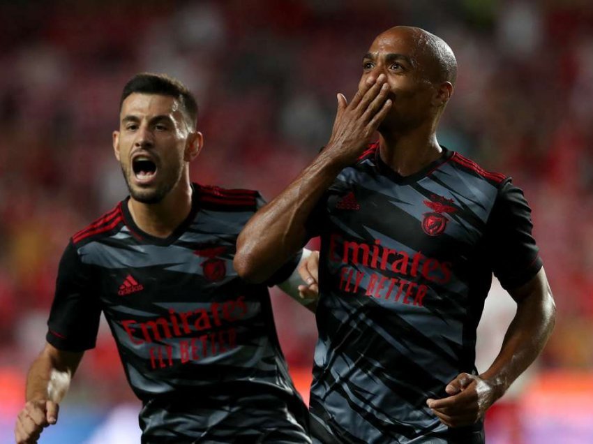 Benfica rrëzon skuadrën nga Moska 