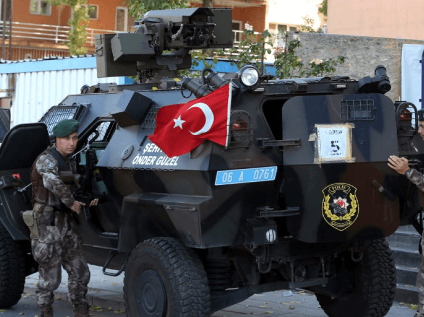 Hetohen rrethanat e vrasjes së familjes kurde në Turqi