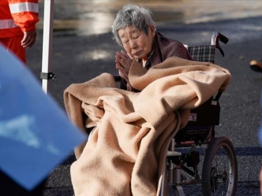 Japoni, paralajmërohet evakuimi i 235 mijë njerëzve pas tajfunit Lupit