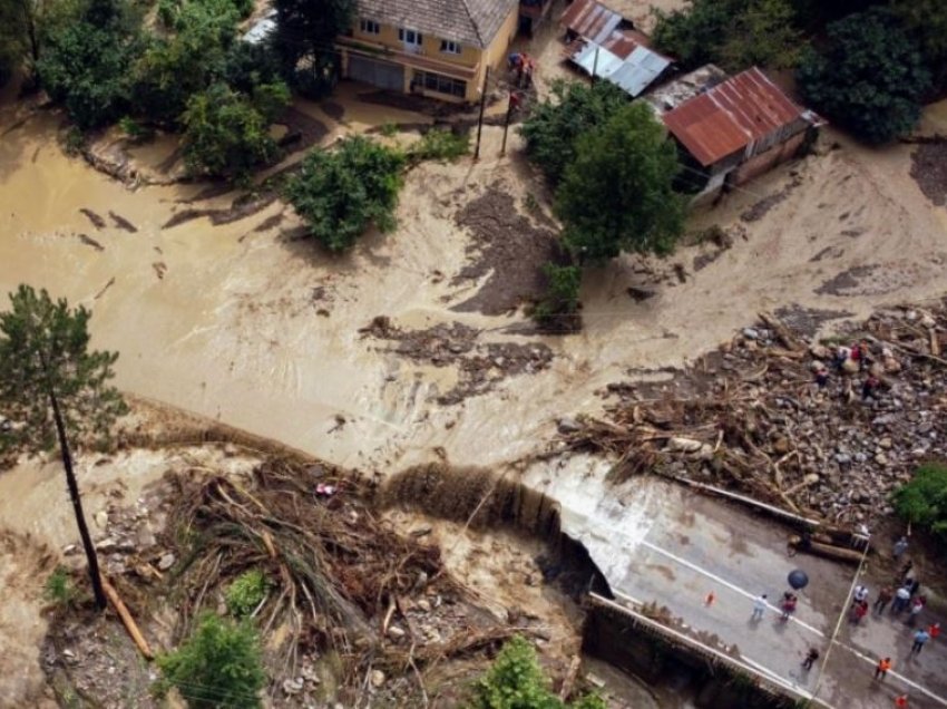 Turqia raporton për 27 persona të vdekur nga vërshimet