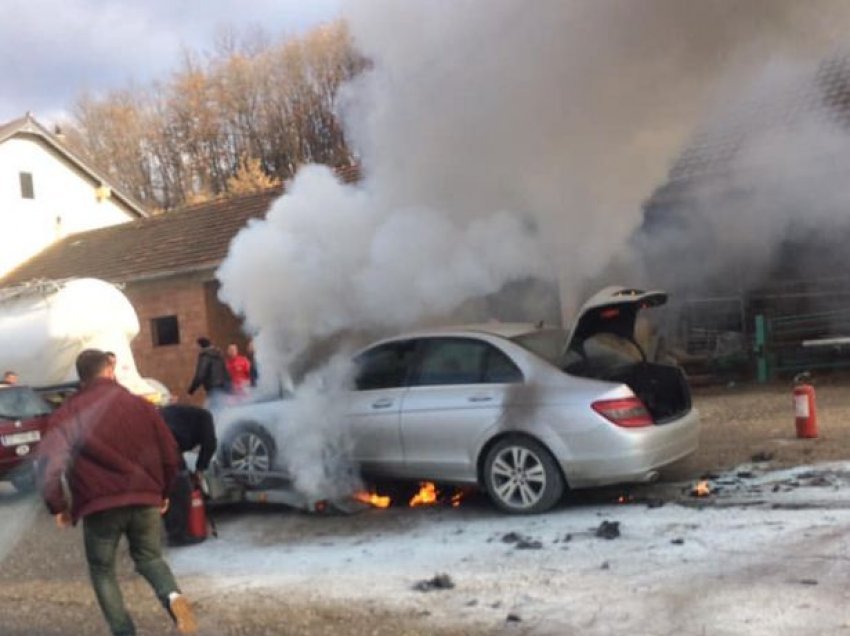 Ia djegin veturën në oborr në Siboc të Podujevës