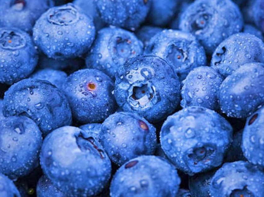 Zbuloni si ndikojnë ushqimet me antioksidantë kundër demencias