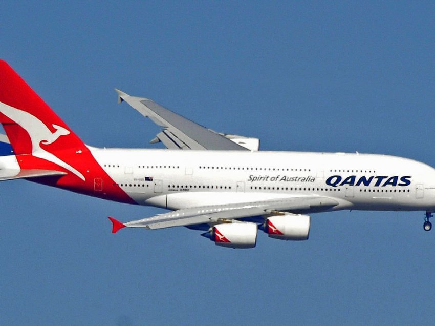 Kompania australiane Qantas kërkon vaksinimin e të gjithë punëtorëve
