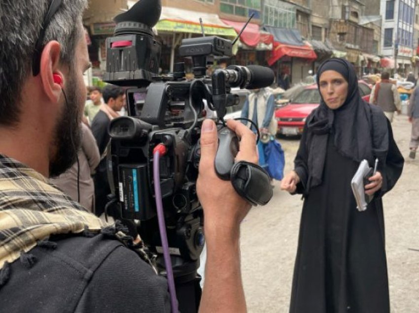 Mediat ndërkombëtare po evakuojnë reporterët e tyre nga Afganistani