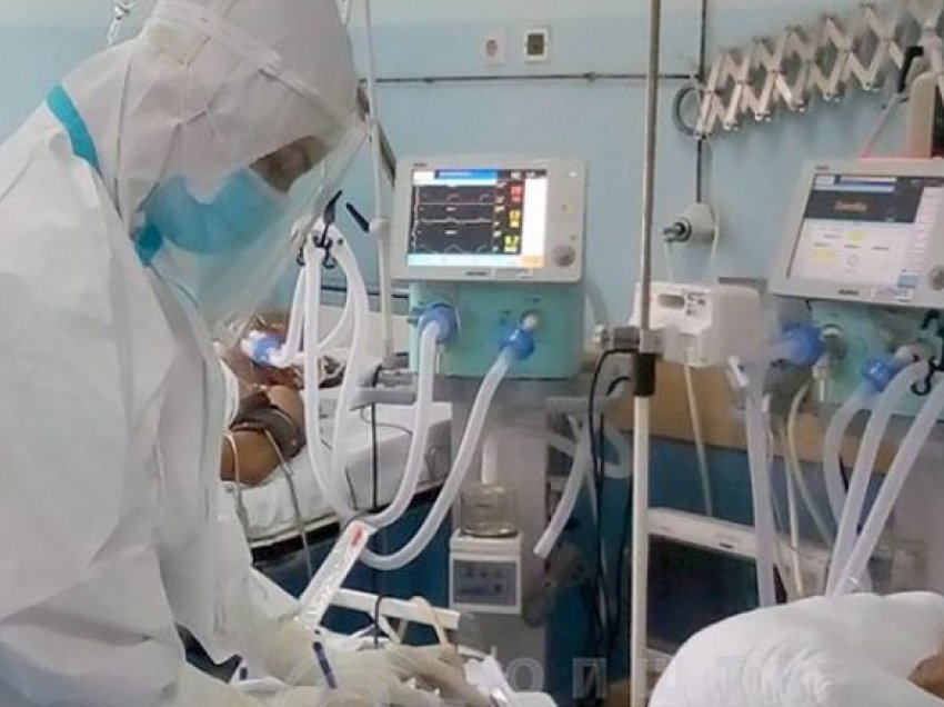 Personat e pavaksinuar që janë infektuar me COVID-19, po trajtohen me respirator në Izrael