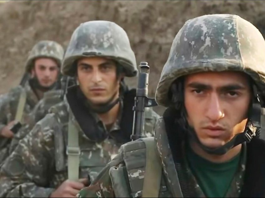 U vranë rreth 3 800 ushtarë armenë në luftë me Azerbajxhanin