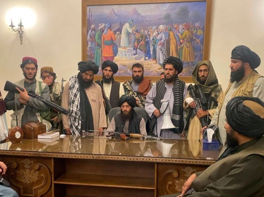 Mes frikës dhe kritikave, talebanët kërkojnë njohje ndërkombëtare