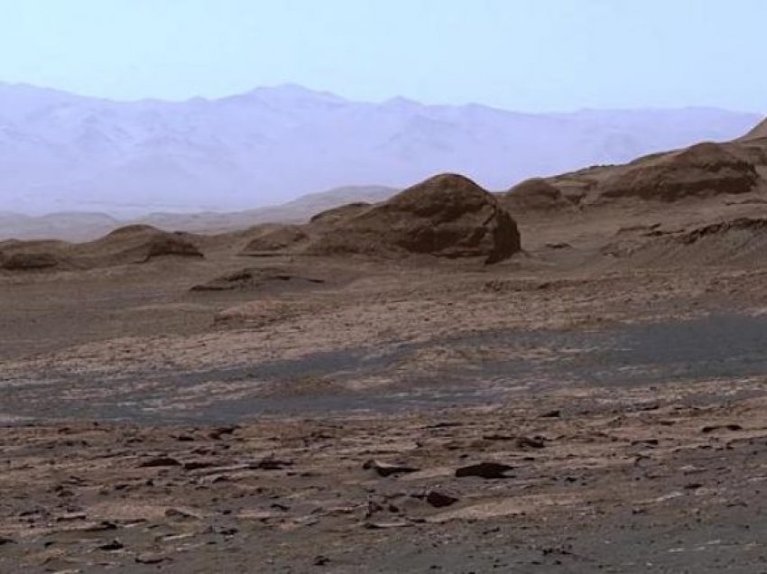 NASA publikon video panoramë të Marsit të realizuar nga Curiosity